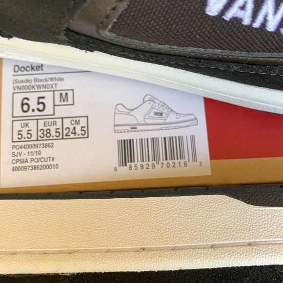 VANS DOCKET SUEDE BLACK/WHITE Men’s - Picture 14 of 16